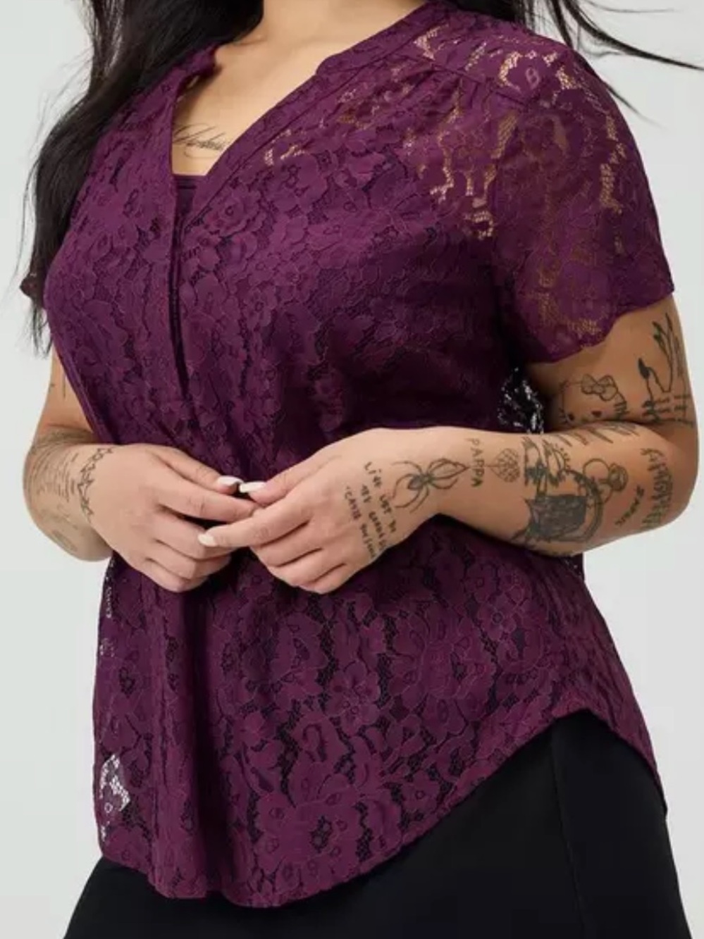 Torrid size 3 Plum lace Harper Blouse